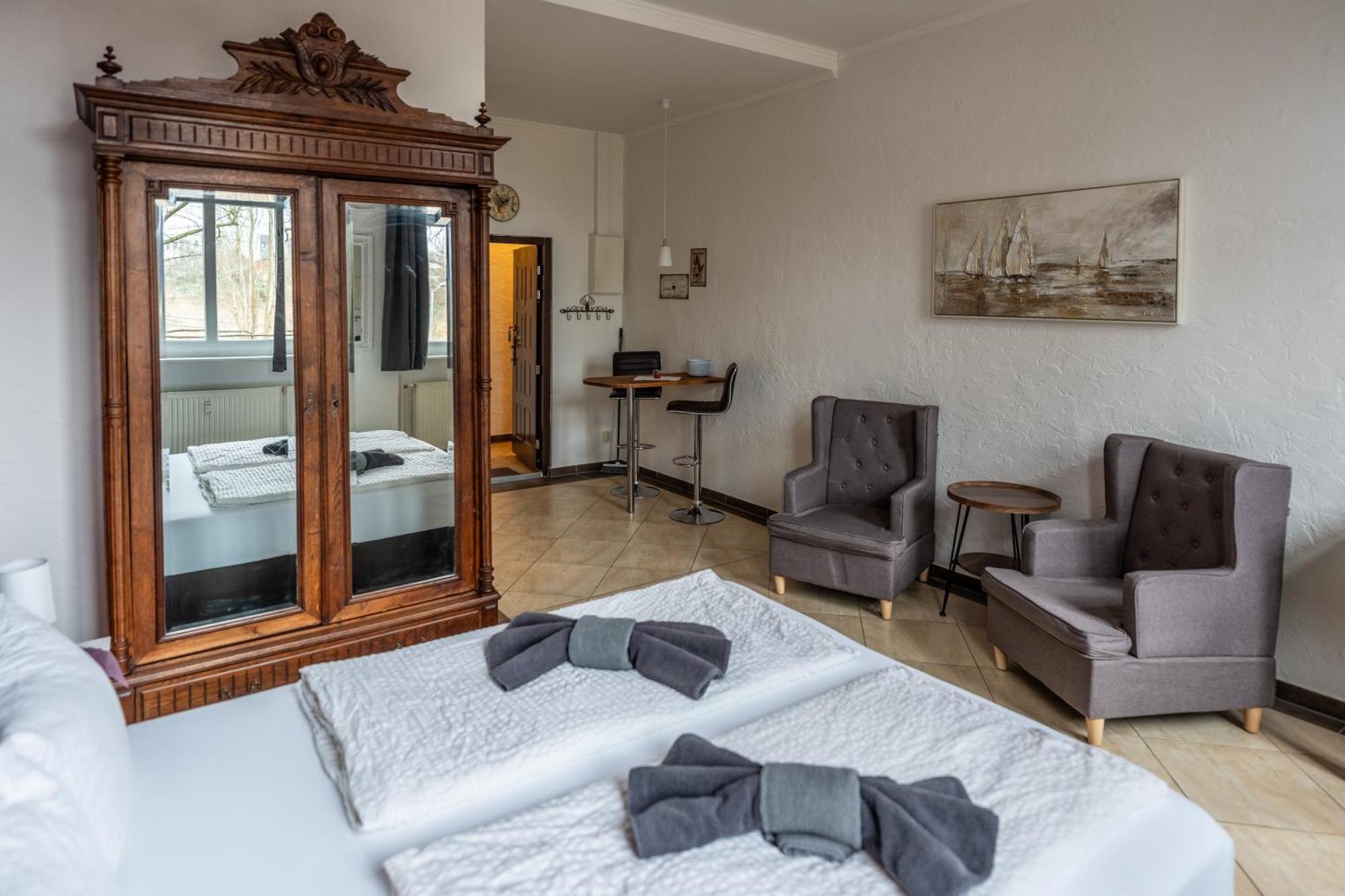 Villa Backstein Obo19 Schwerin  Esterno foto